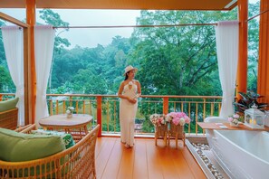 Quarto casal família, 2 quartos, vista para a montanha | Roupas de cama premium, escrivaninha, roupa de cama