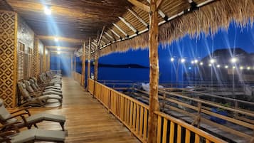 Chambre, 1 grand lit | Terrasse/Patio