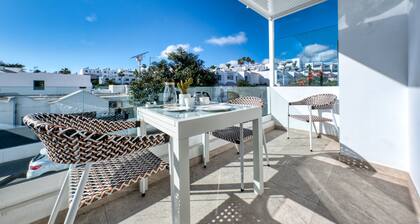 la Joya Suites-150m from the beach