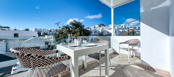 la Joya Suites-150m from the beach