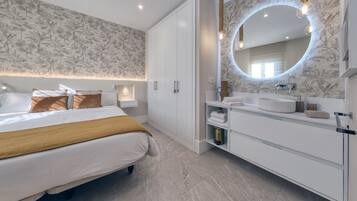 2 camere, ferro/asse da stiro, culla da viaggio, Wi-Fi gratuito