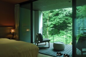 [GINNAN GINKGO] Western Room with Private Open-air Bath, Annex, Non Smoking | In-room safe, free WiFi, bed sheets - BOSCAGEkariya (Yugawara)