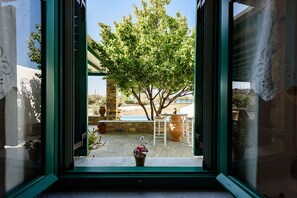 Interior - Seaside Villa Glyfa
a breath from paradise
(Paros)