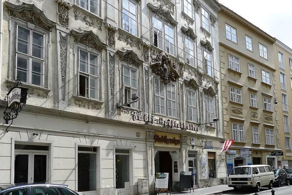 Exterior - Apartment Sonnenfelsgasse (Vienna)