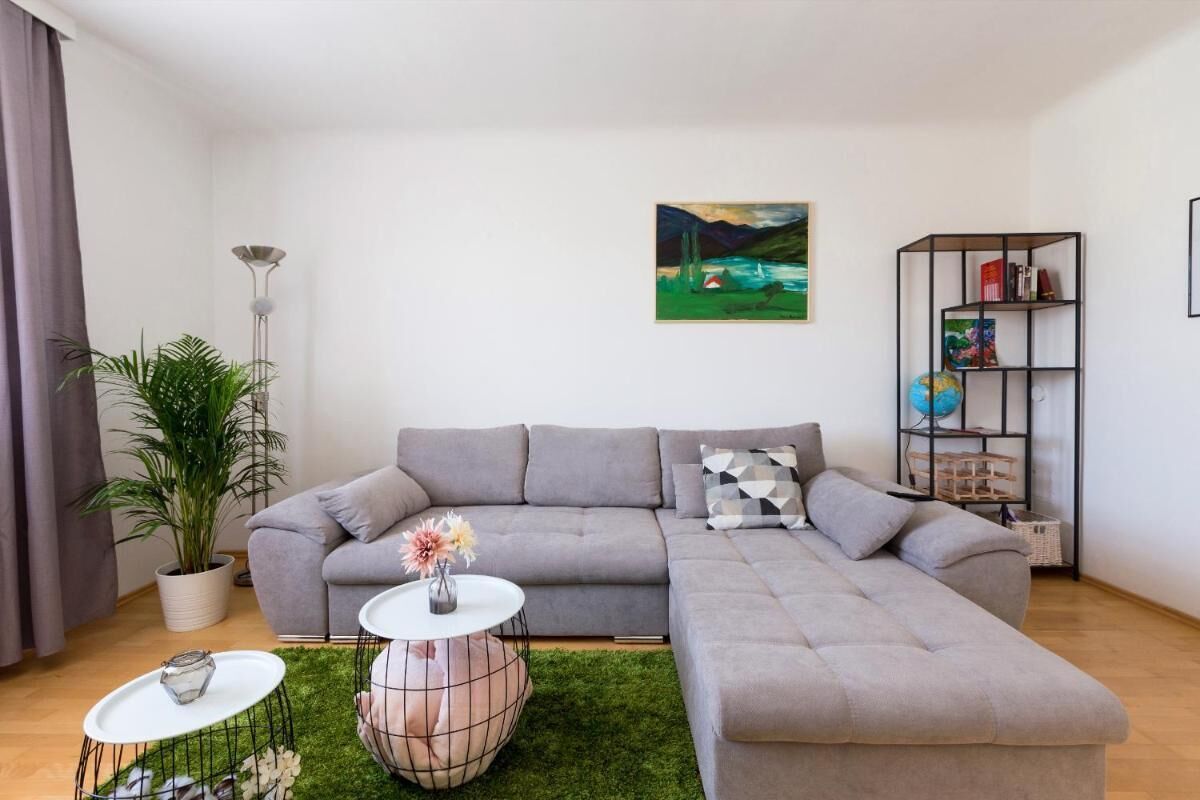 Apartment, 1 Bedroom, Garden View | Living room