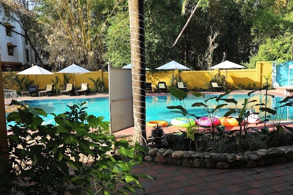 Luxury Room, Pool View