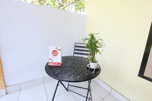 Reception - OYO Life 93260 Bale Kosan (Tanjung)