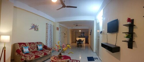 Cozy 2BHK Spacious Apartment in the Heart of the City with required amenities