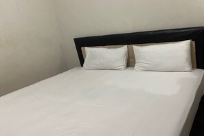 Chambre Double Standard | Wi-Fi gratuit, draps fournis