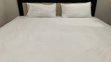 Standard Double Room | Free WiFi, bed sheets