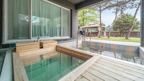 Habitación básica, 2 habitaciones (Green Room) | 1 habitación y wifi gratis