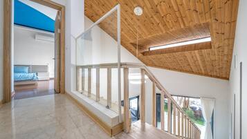 ๋ฒ ์ด์ง๋ฃธ, ์นจ์ค 3๊ฐ (Yellow Room) | 1 ๊ฐ์ ์นจ์ค, ๋ฌด๋ฃ WiFi