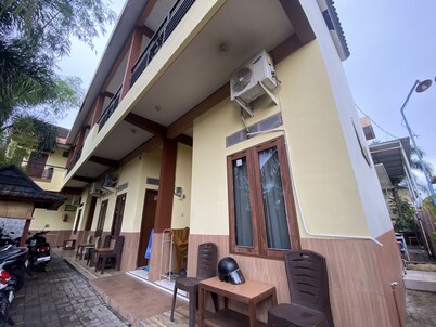 OYO Life 93407 Kos Sweta