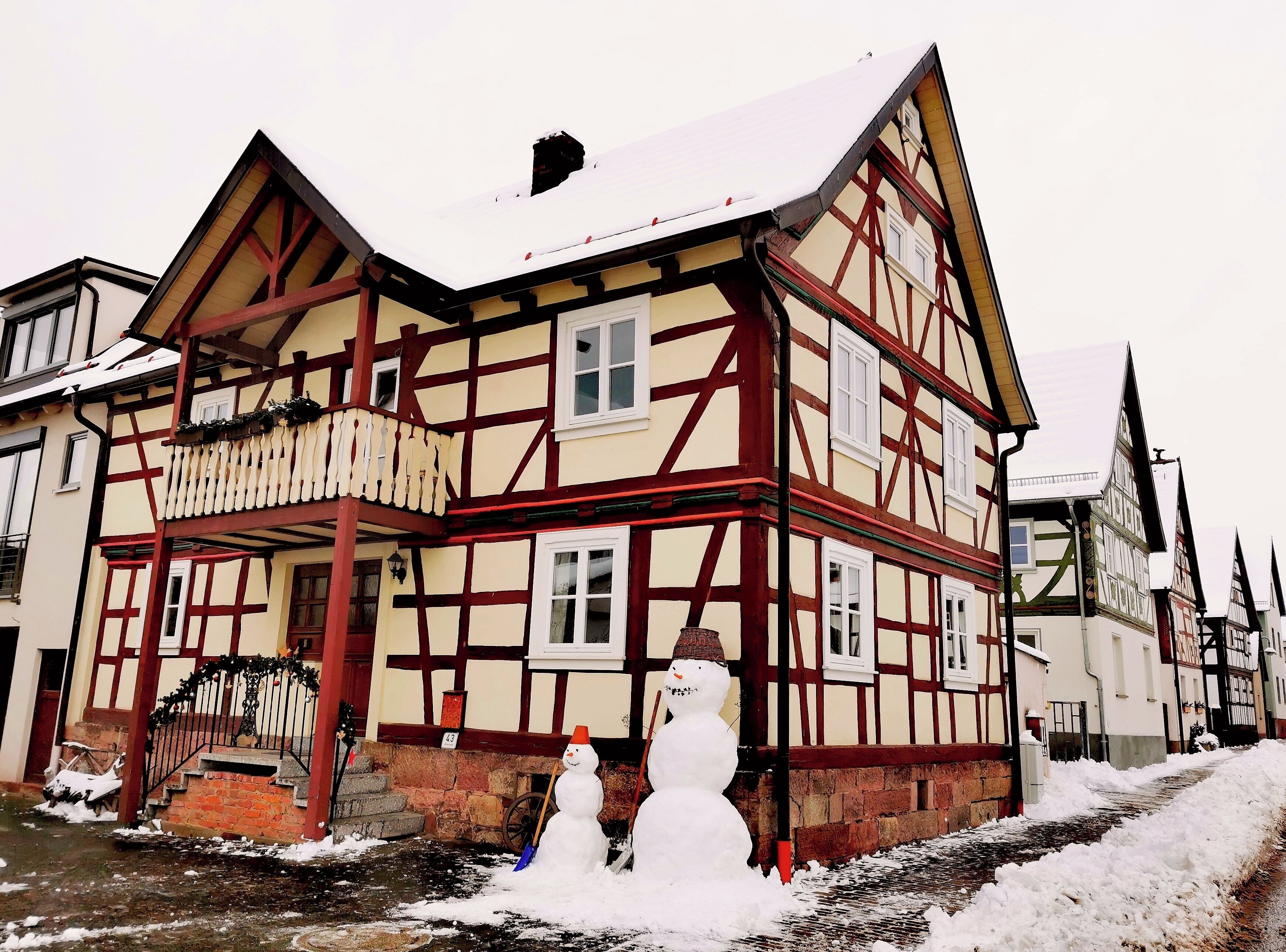 Fränkisches Fachwerkhaus im Winter