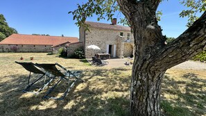 屋外ダイニングエリア