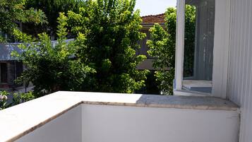 Apartament Deluxe | 2 dormitoris, caixa forta a l'habitació i cortines opaques