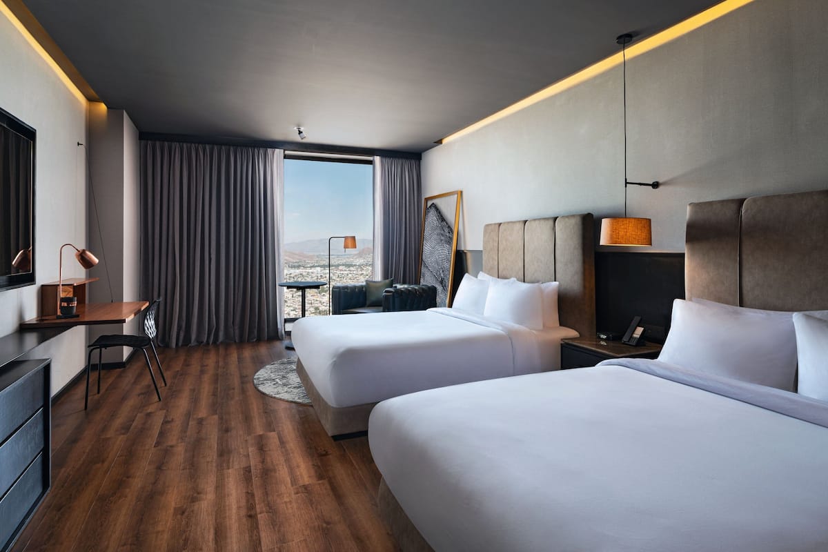 Standard Room, 2 Queen Beds, City View