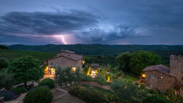Exterior - Villa Tower House Fattoria di Montemaggio (Toscana)