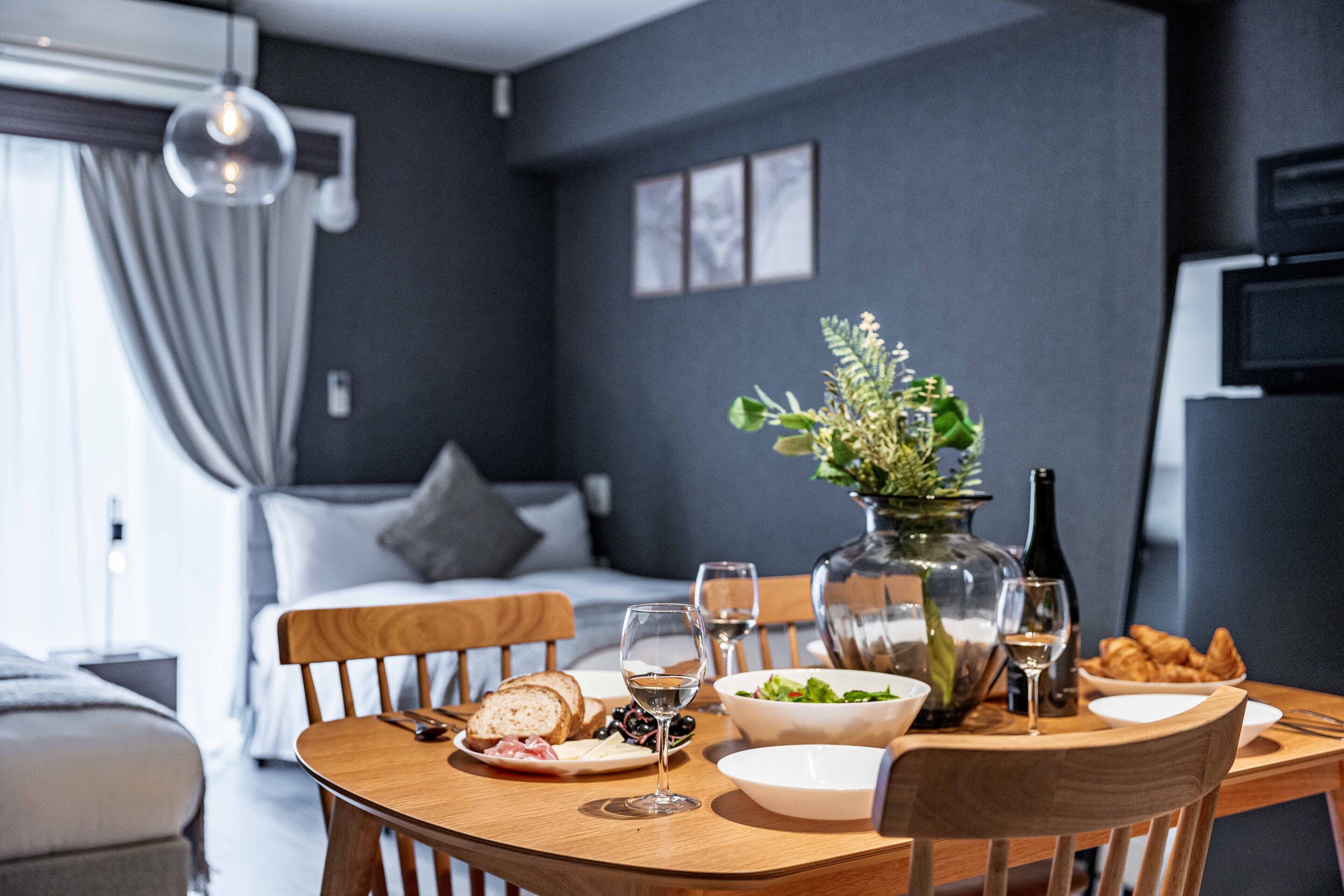 Lägenhet City - icke-rökare (MELL-THEATER RESORT401) | Individuell inredning, unika möbler och mörkläggningsgardiner