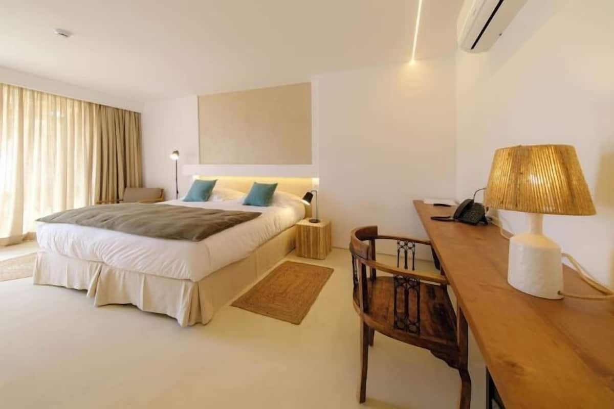 Cofres nos quartos, individualmente decorados