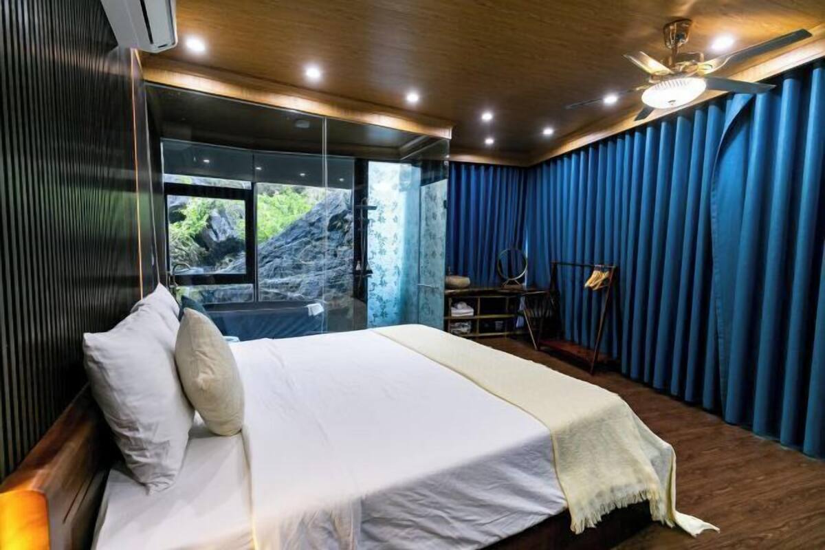 Ropa de cama de alta calidad, colchones Select Comfort y minibar