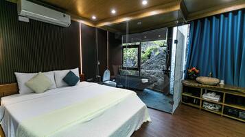 Premium bedding, Select Comfort beds, minibar, in-room safe