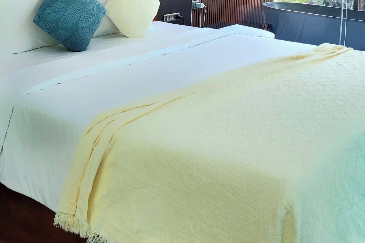 Suite Luxe, vue montagne | Literie de qualité supérieure, matelas Select Comfort, minibar
