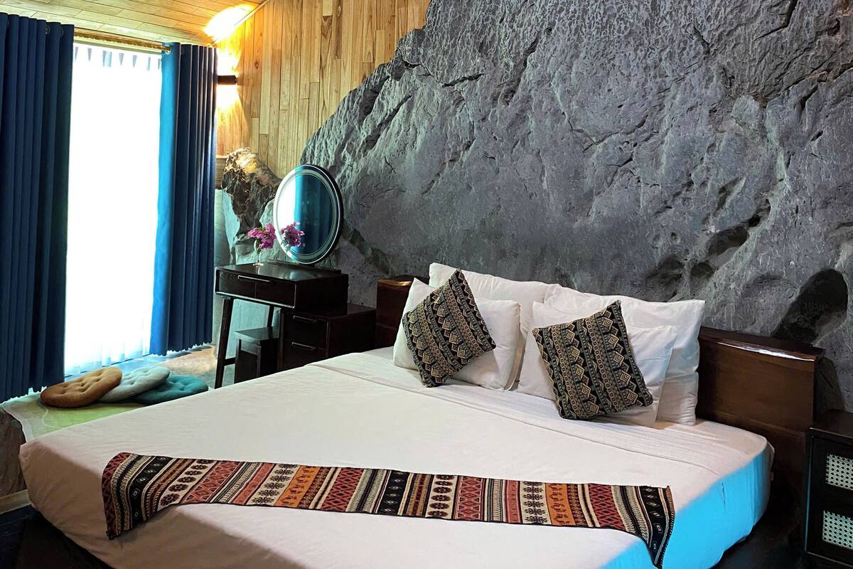 Villa presidencial | Ropa de cama de alta calidad, colchones Select Comfort, minibar