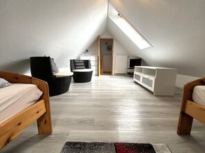 2 sovrum, resesäng och wi-fi