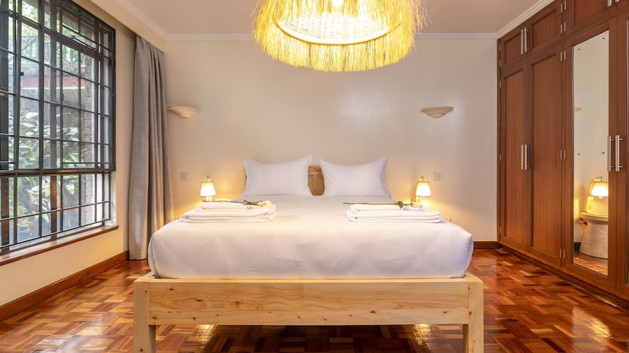 Riverside Hidden Oasis