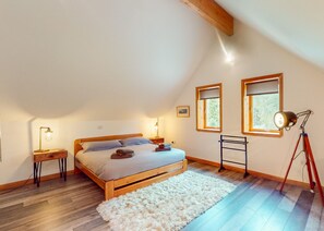 3 Schlafzimmer, Schreibtisch, Bügeleisen/Bügelbrett, kostenloses WLAN