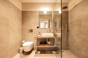 Shower, hair dryer, shampoo
