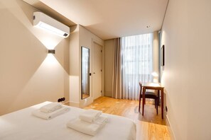 1 soverom, strykejern/-brett, reiseseng for barn og wi-fi