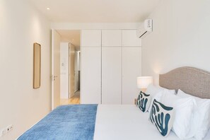 1 chambre, fer et planche à repasser, Wi-Fi, literie fournie