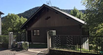 Chalet Idéalement Placé, à 5 Minutes à Pieds du Centre-ville de LA Bourboule