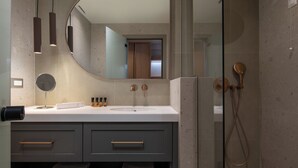 Immagine non classificata, 5 di 44, pulsante