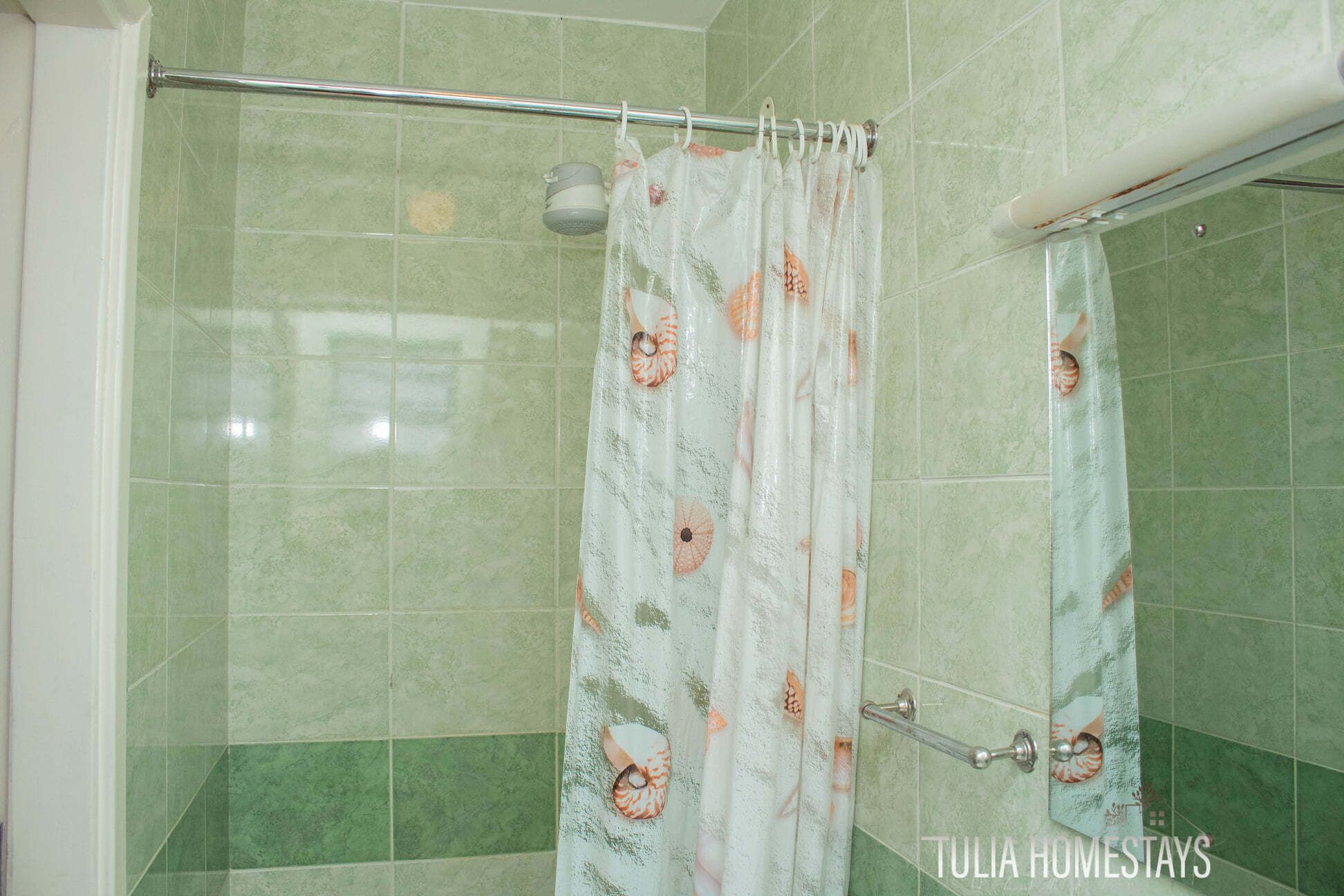 Business Apartment | Bathroom