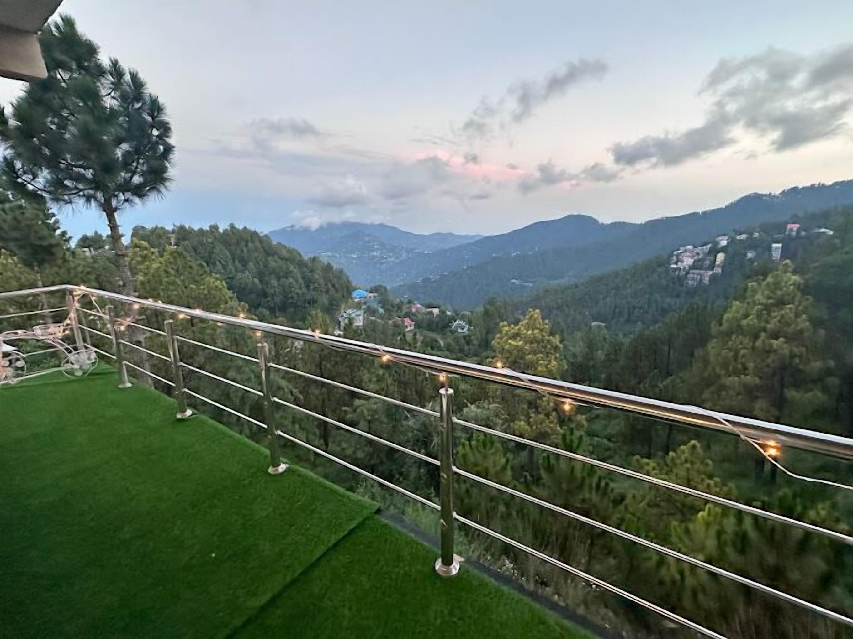 Deluxe Double Room | Mountain view