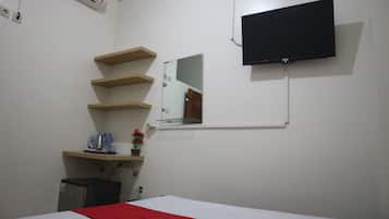 基础双人房 | 客房内保险箱、熨斗/熨衣板、免费 WiFi、床单