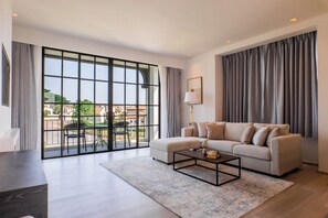 Suite with Bathtub | City view - Estella Khao Yai (Pak Chong)