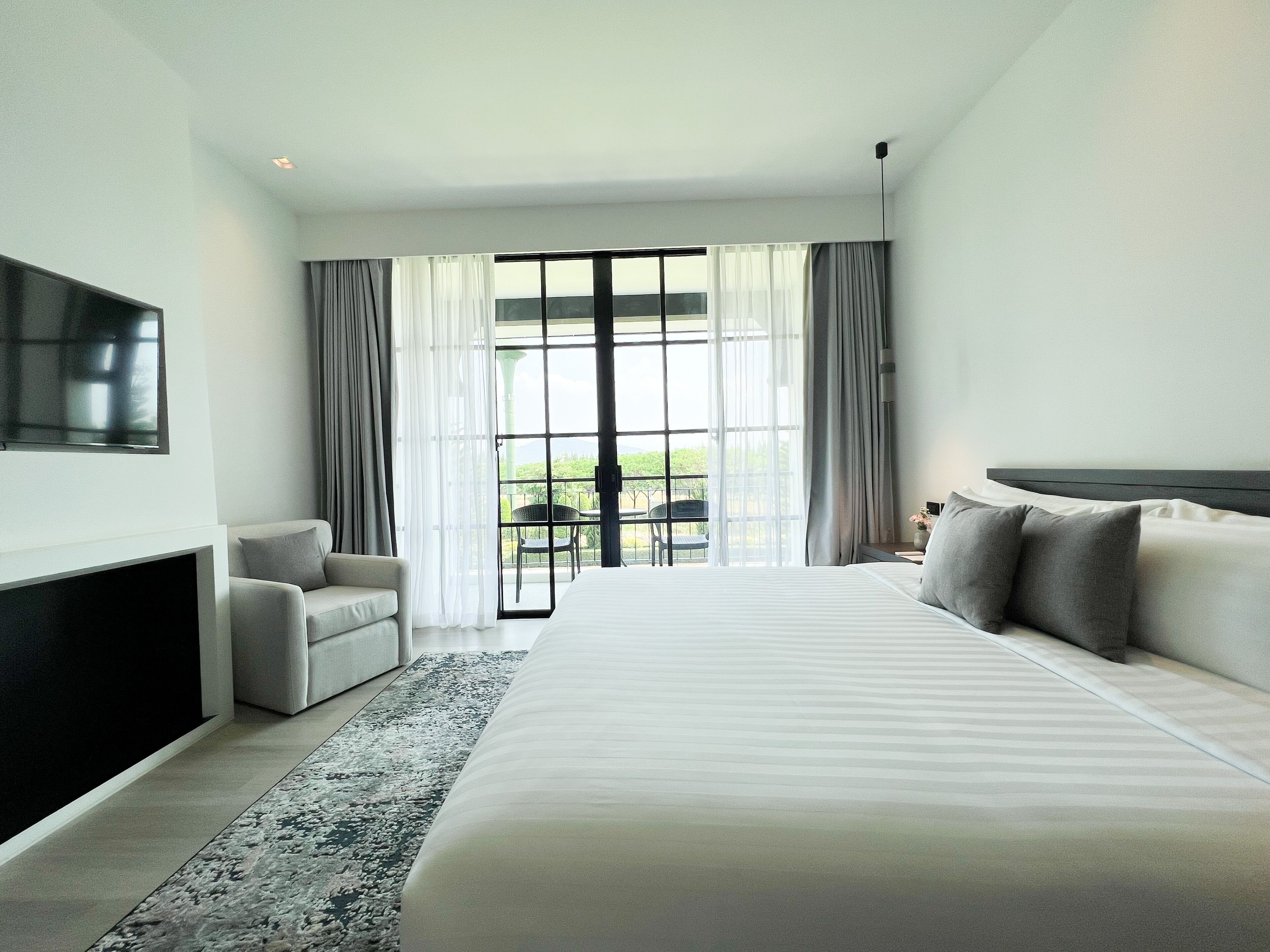 Caja de seguridad en la habitación, escritorio y wifi gratis 