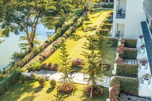 Deluxe Corner (King Bed) | Terrazza/patio