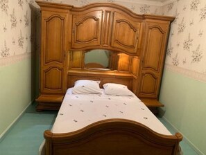 4 chambres, Wi-Fi gratuit, draps fournis