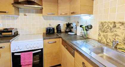 Gßte paisible avec cour privée, proche Parc Naturel de la Brenne, idéal pour séjour déconnecté