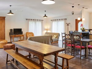 Interior - Spacious house in St Jean de Monts, pets allowed, parking (Saint-Jean-de-Monts)