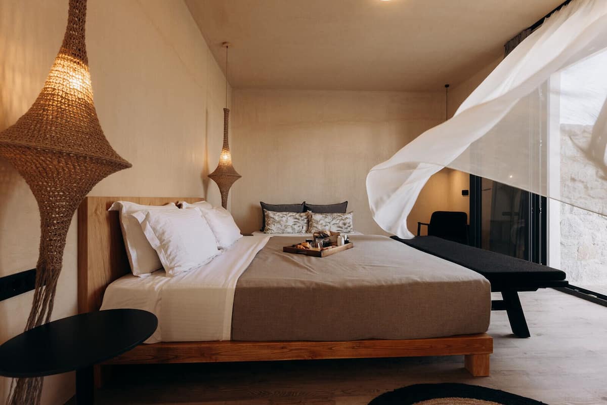 Suite | 1 bedroom, in-room safe, desk, soundproofing