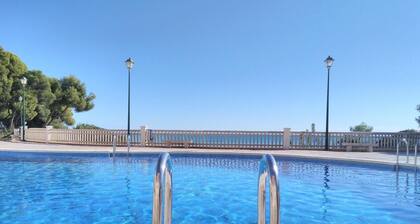 Beachside Apartment with Pool in Peníscola – 2 Bedrooms, Pet-Friendly