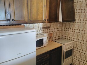 Kühlschrank, Mikrowelle