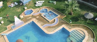 Family apartment with pool and Wi-Fi in Alcossebre