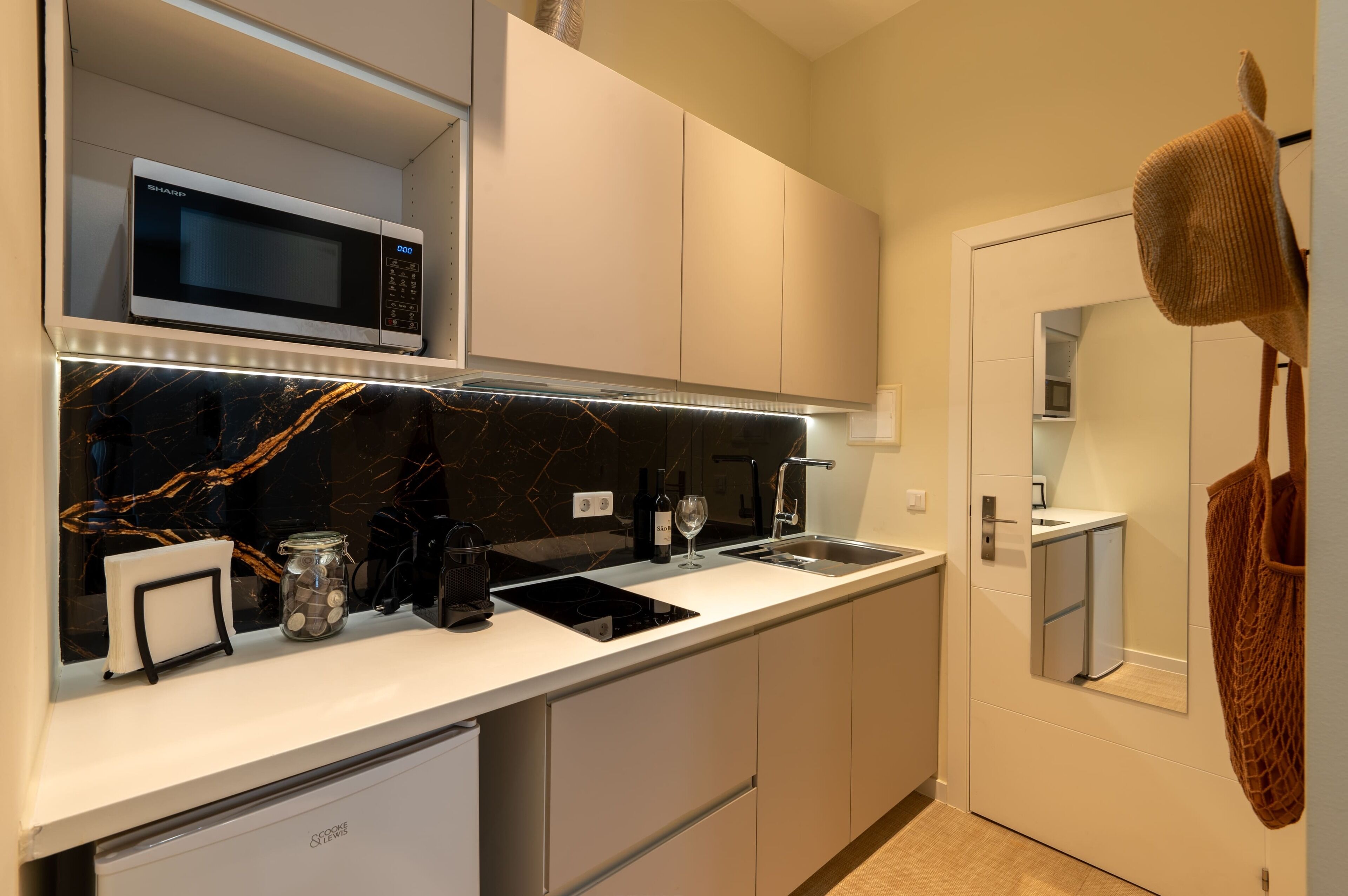 Foto - Lisbon Studios